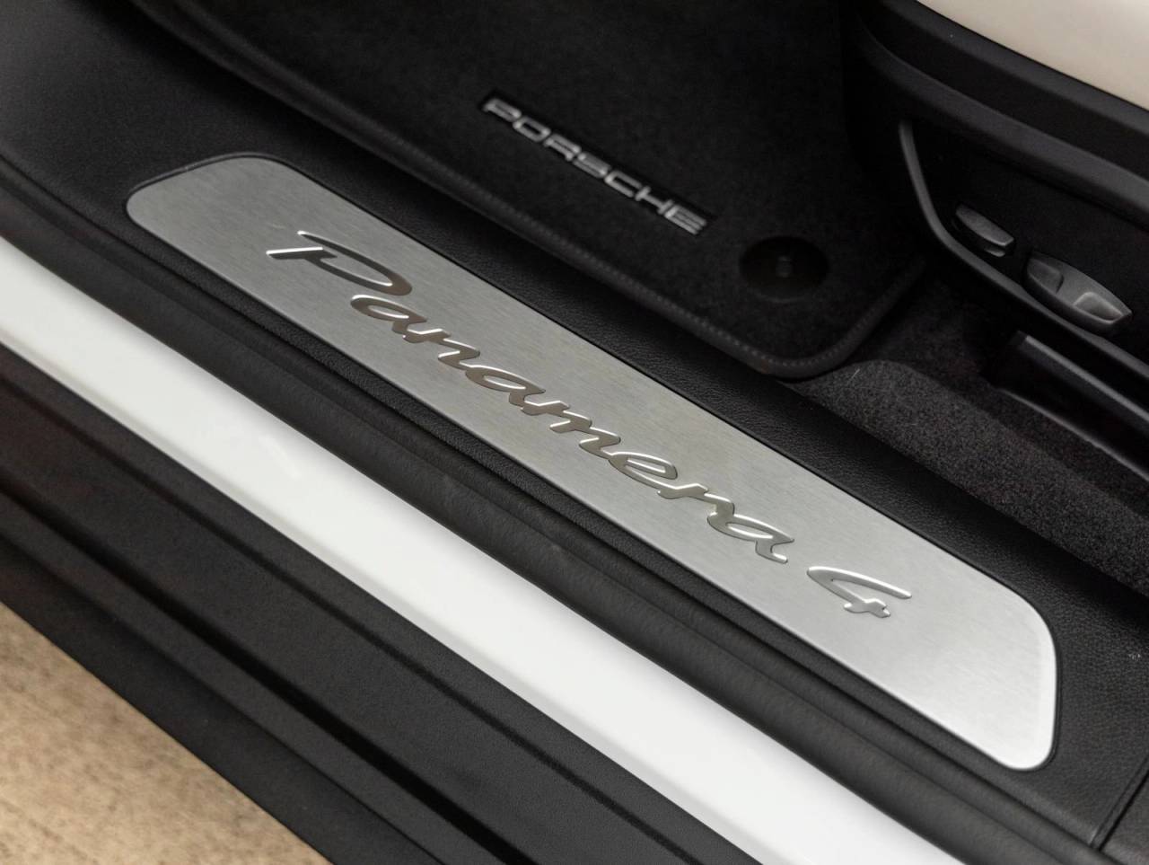 2026 Porsche Panamera Panamera 4