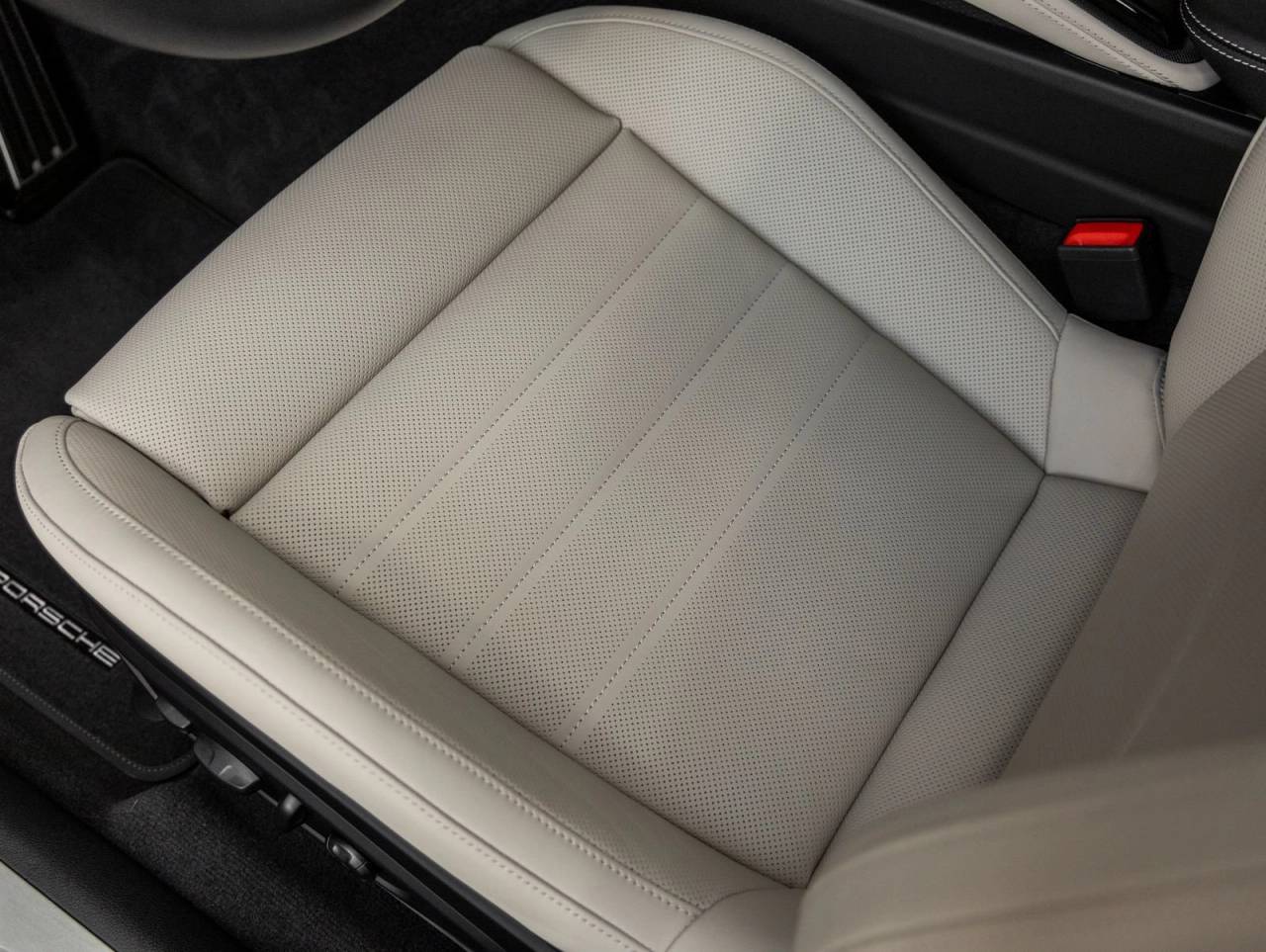 2026 Porsche Panamera Panamera 4