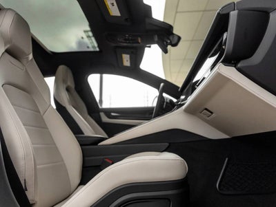 2026 Porsche Panamera Panamera 4