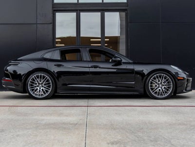 2025 Porsche Panamera Panamera 4