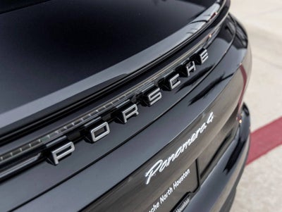 2025 Porsche Panamera Panamera 4