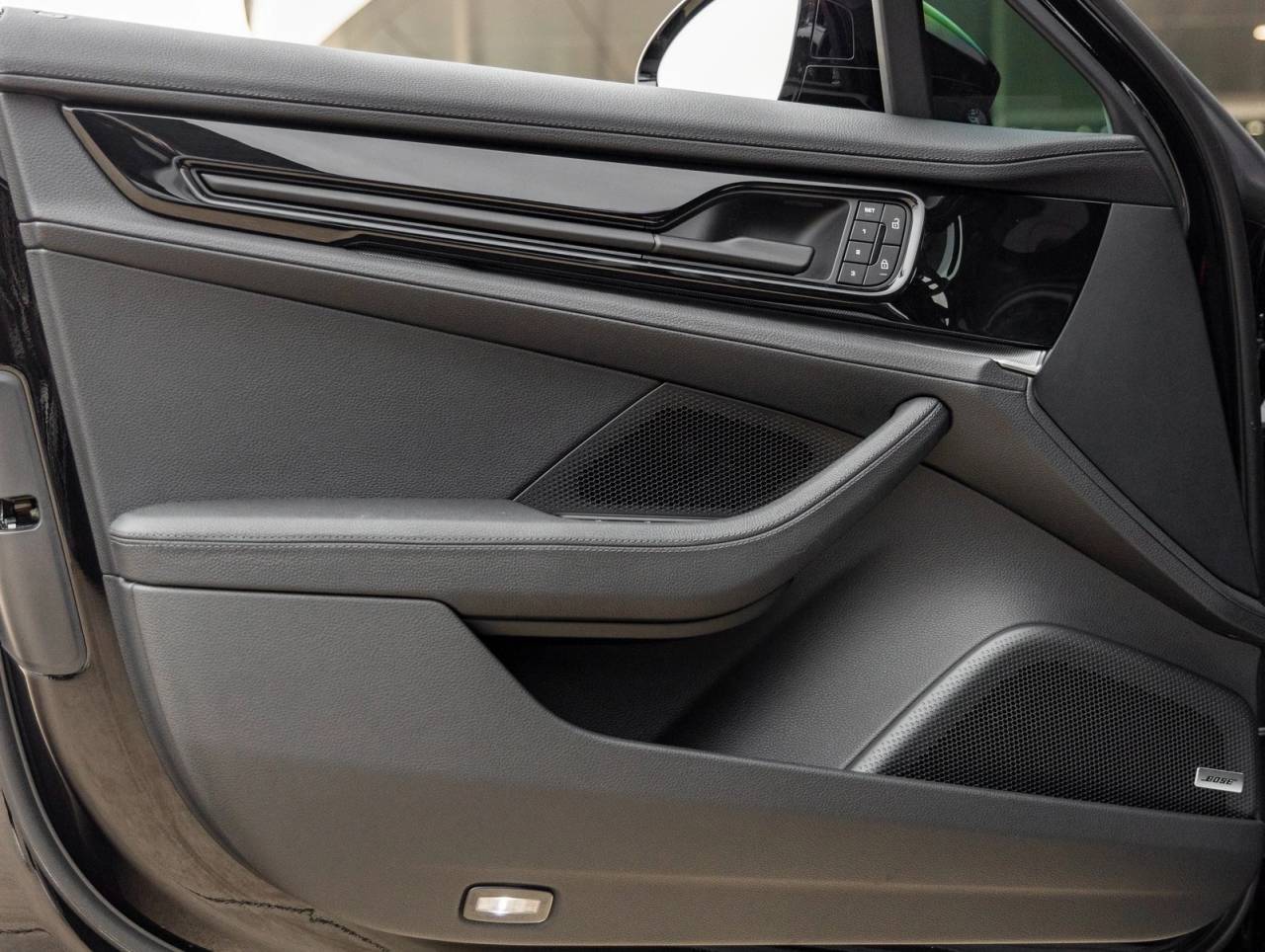 2025 Porsche Panamera Panamera 4