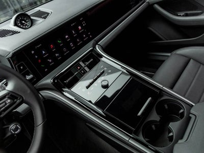 2025 Porsche Panamera Panamera 4