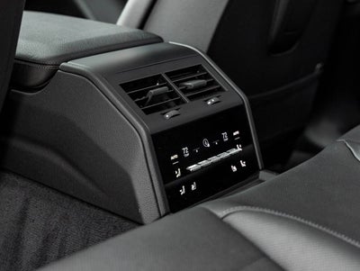 2025 Porsche Panamera Panamera 4