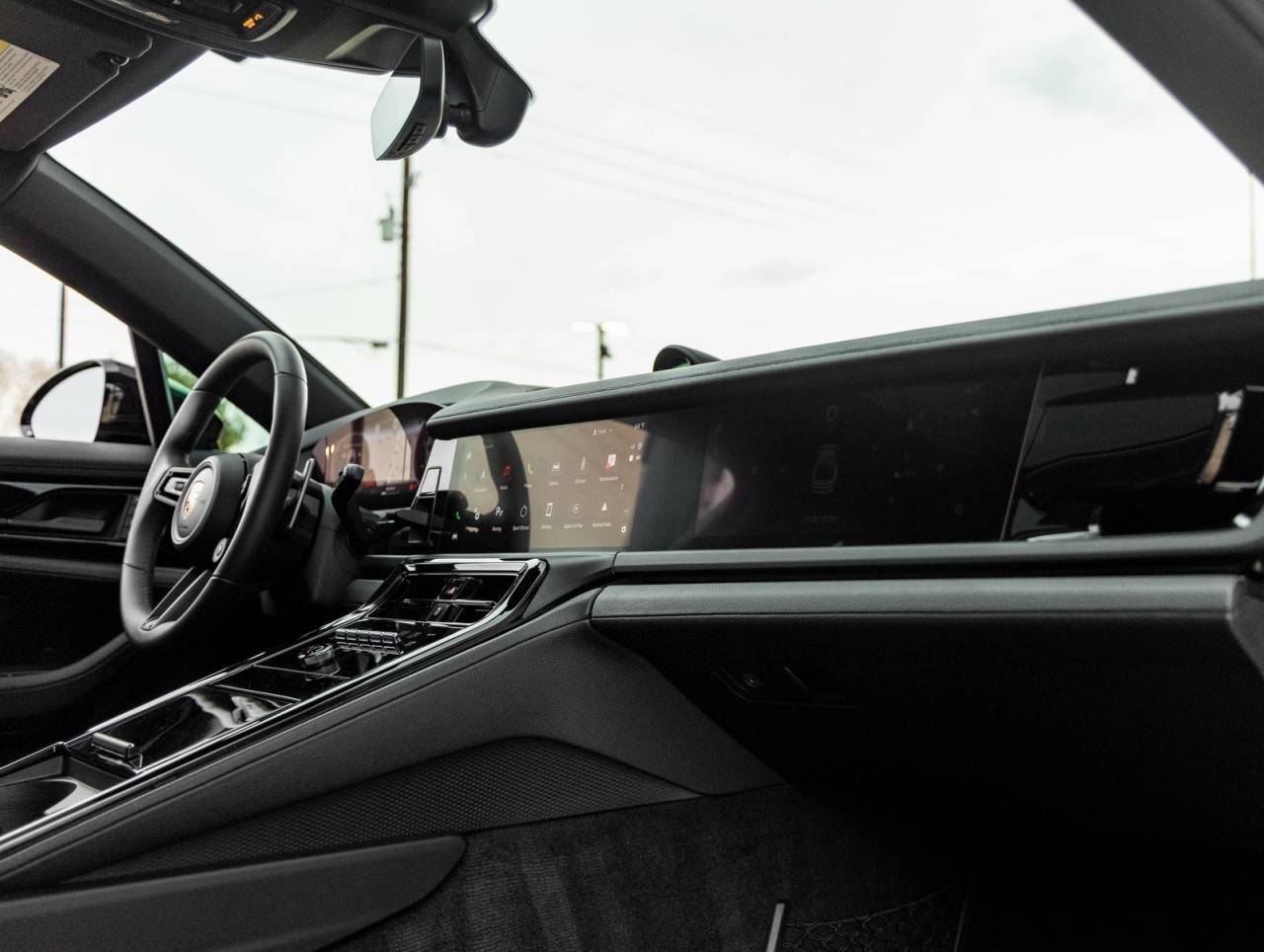 2025 Porsche Panamera Panamera 4