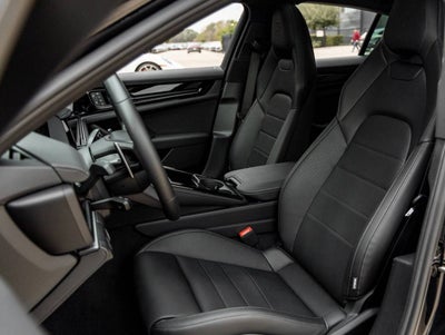 2025 Porsche Panamera Panamera 4
