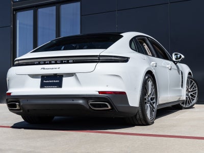 2026 Porsche Panamera Panamera 4