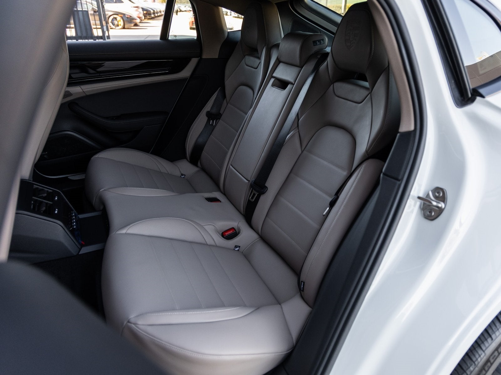 2026 Porsche Panamera Panamera 4