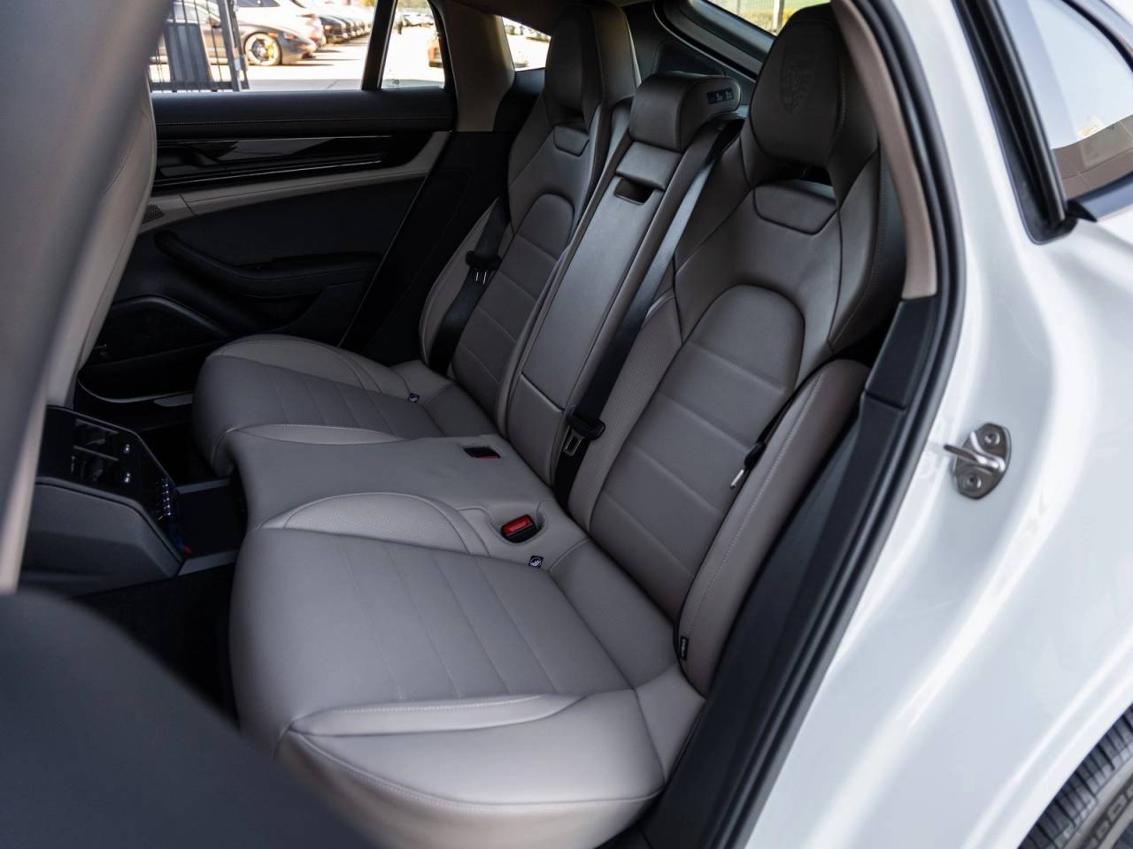 2026 Porsche Panamera Panamera 4