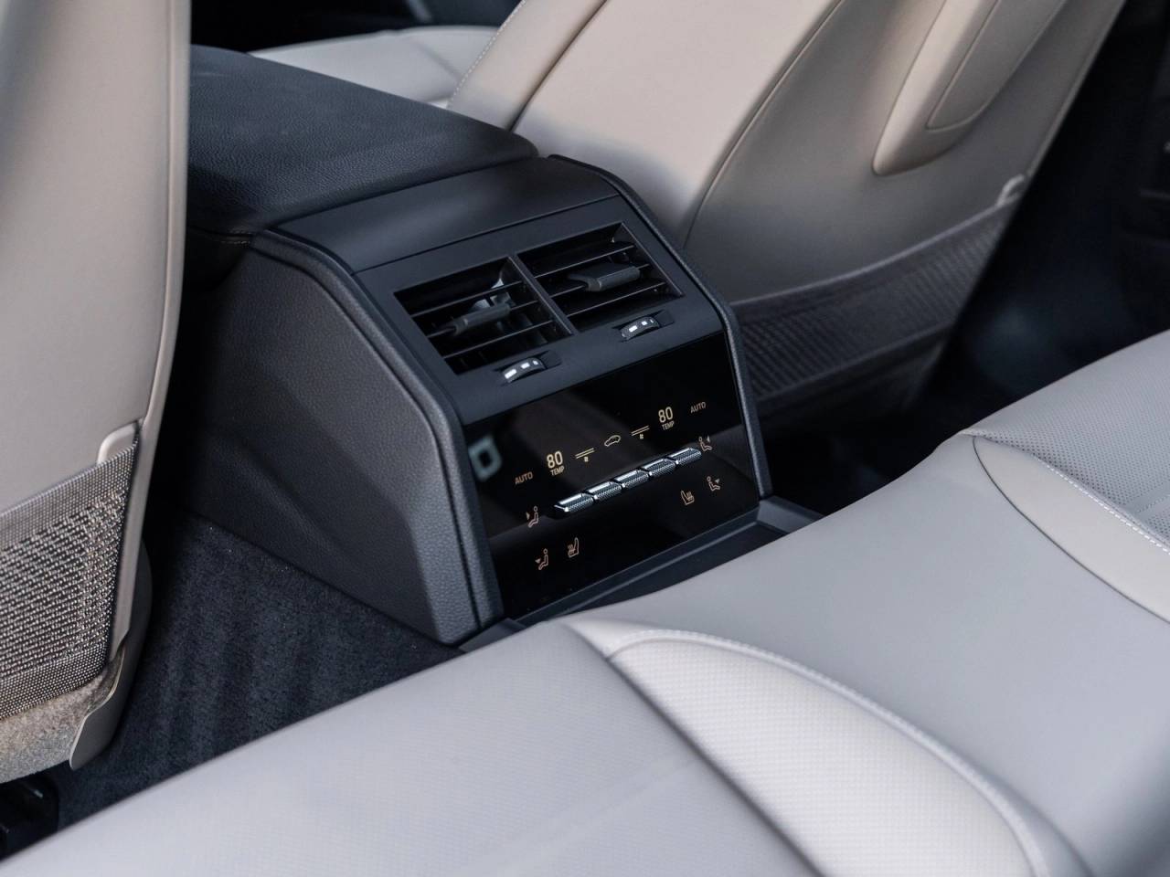 2026 Porsche Panamera Panamera 4