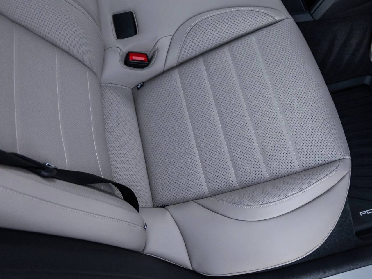 2026 Porsche Panamera Panamera 4