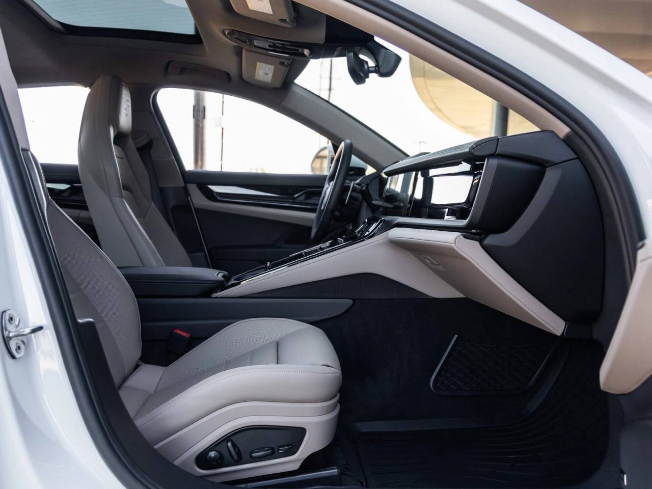 2026 Porsche Panamera Panamera 4