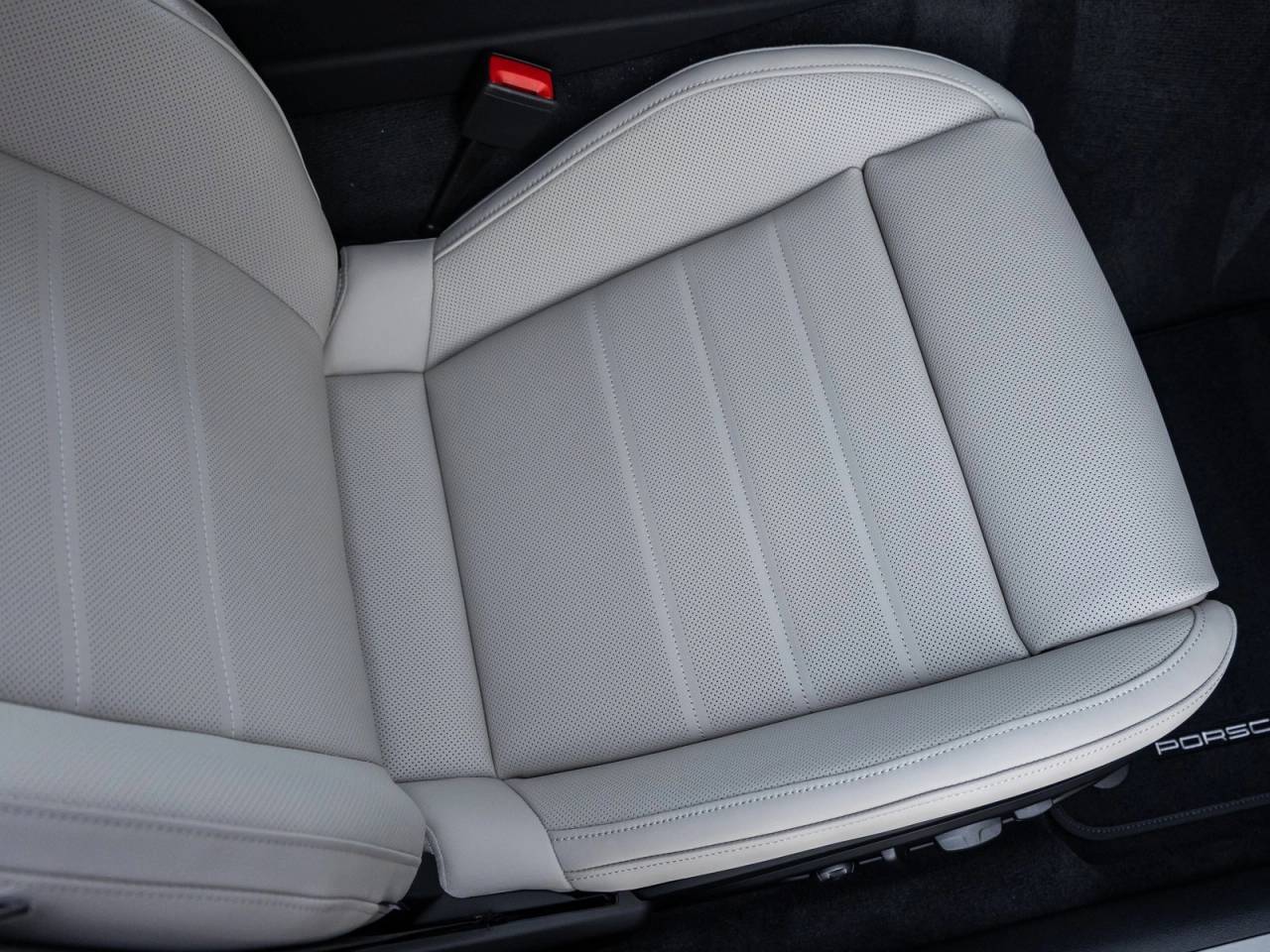 2026 Porsche Panamera Panamera 4