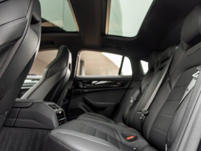 2026 Porsche Panamera Panamera 4