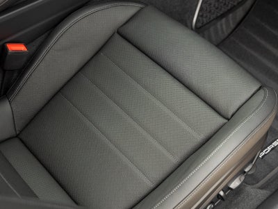 2026 Porsche Panamera Panamera 4