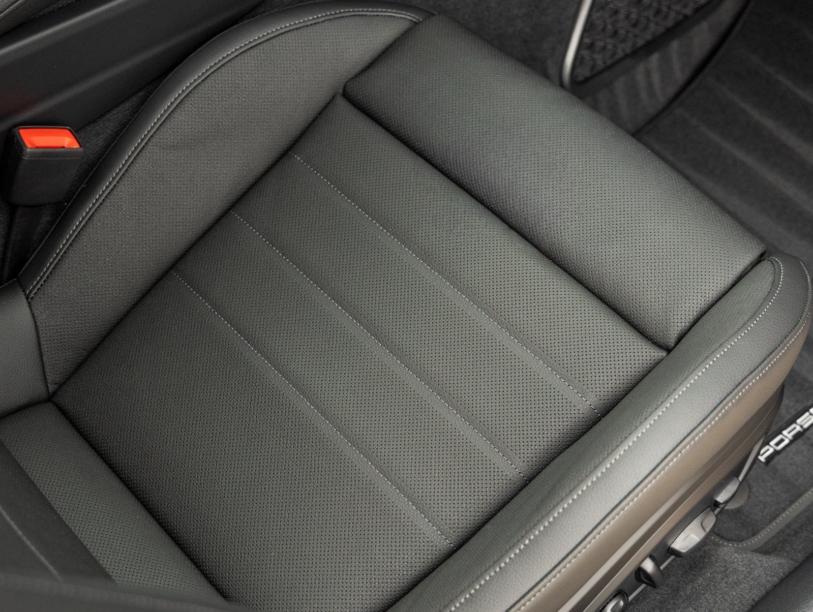 2026 Porsche Panamera Panamera 4