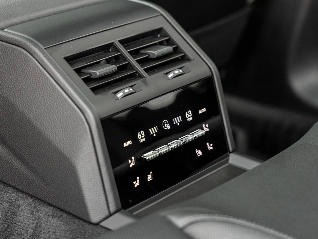 2026 Porsche Panamera Panamera 4