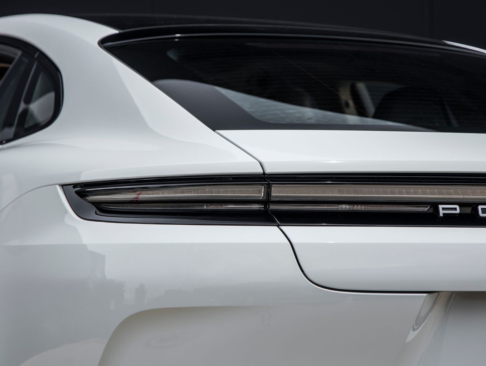2026 Porsche Panamera 4
