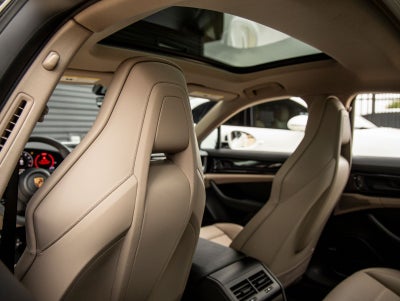 2026 Porsche Panamera 4