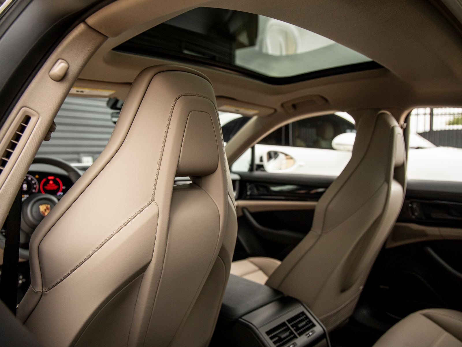 2026 Porsche Panamera 4
