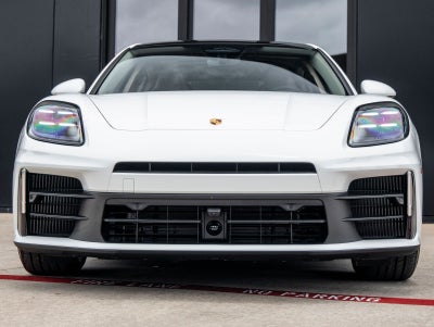 2026 Porsche Panamera 4