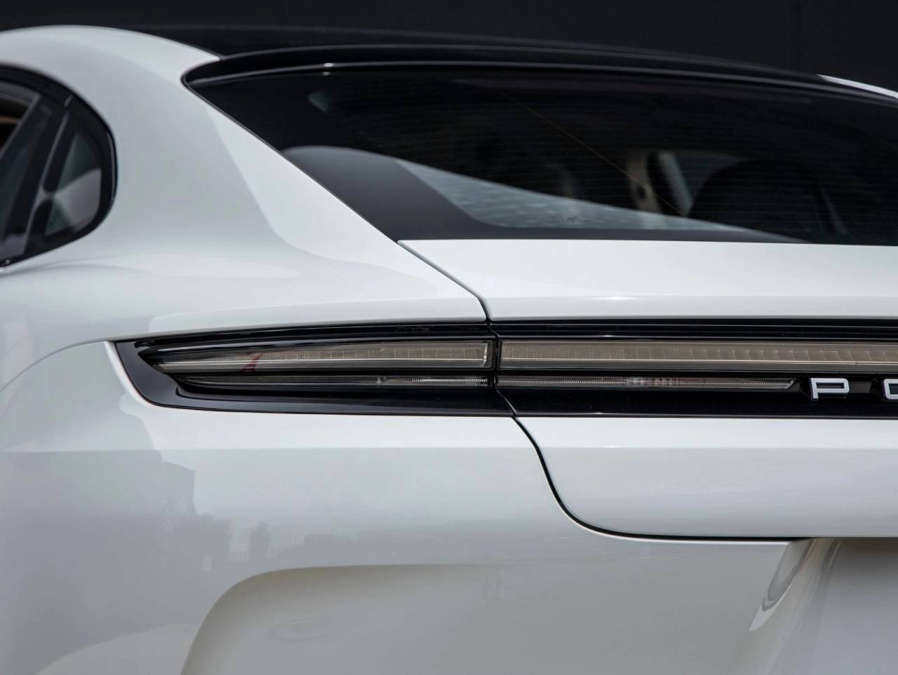 2026 Porsche Panamera 4