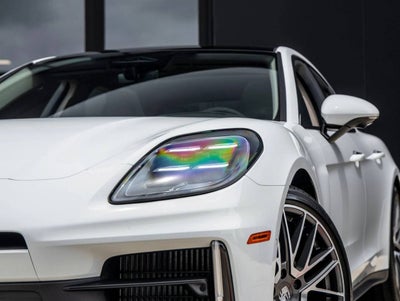 2026 Porsche Panamera 4