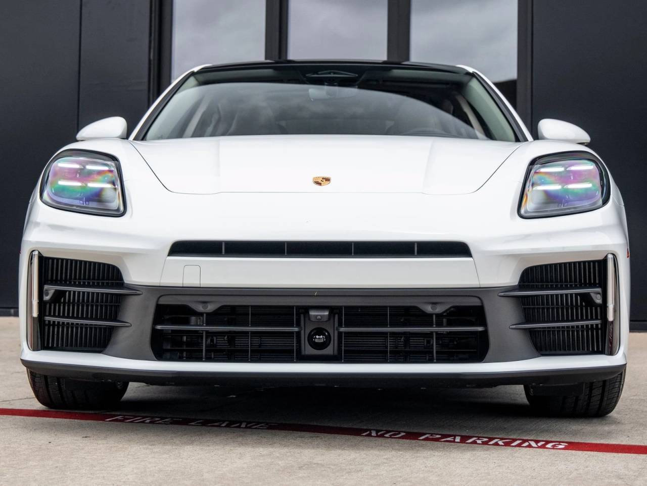 2026 Porsche Panamera 4