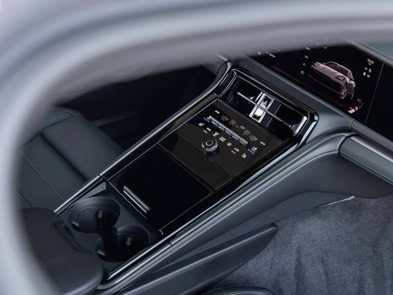 2026 Porsche Panamera Panamera 4