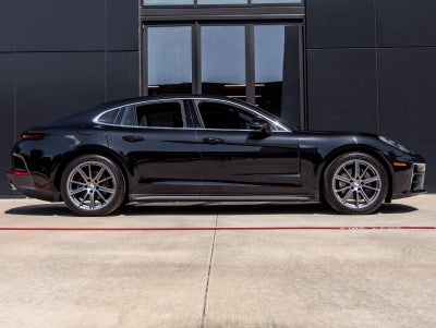 2025 Porsche Panamera Panamera