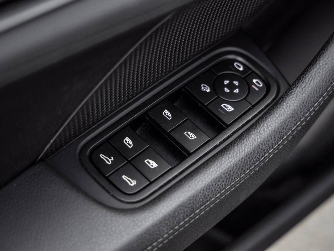 2025 Porsche Panamera Panamera