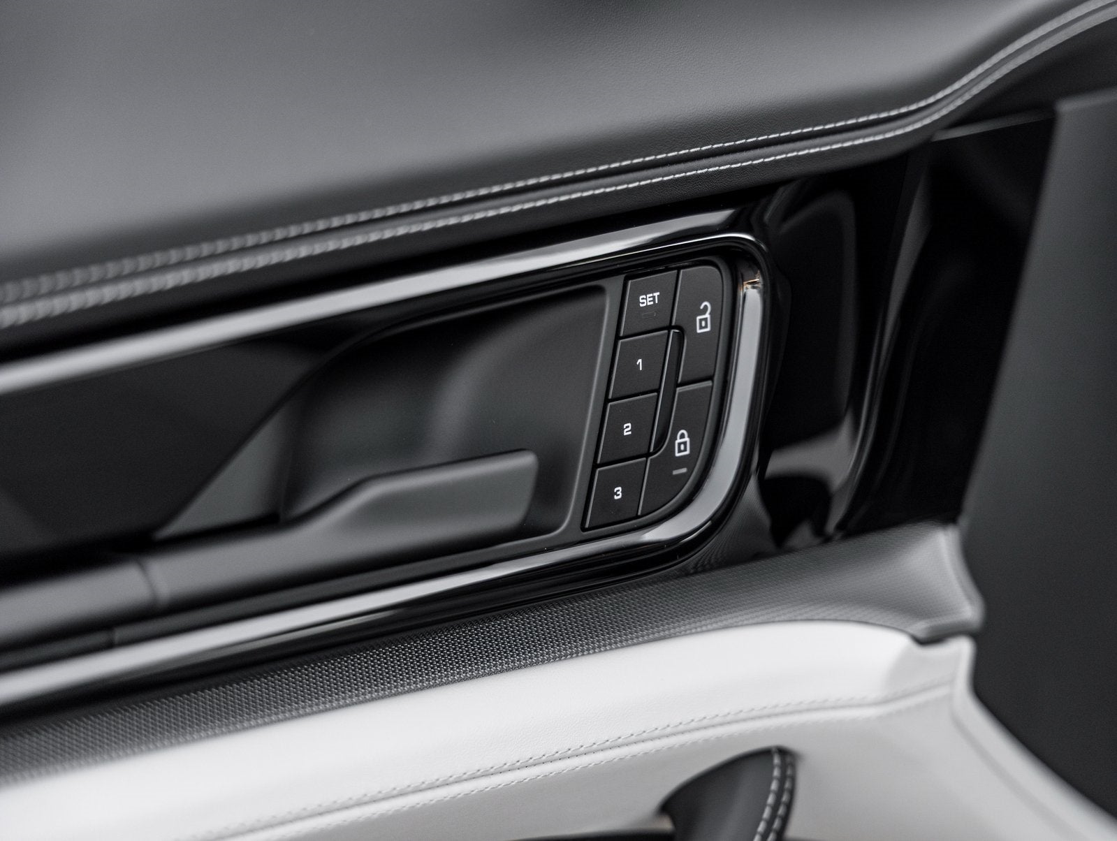 2026 Porsche Panamera Panamera 4