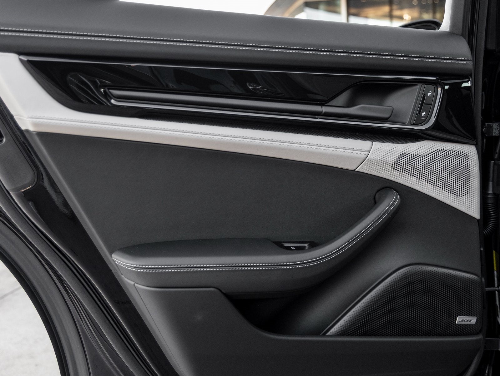 2026 Porsche Panamera Panamera 4