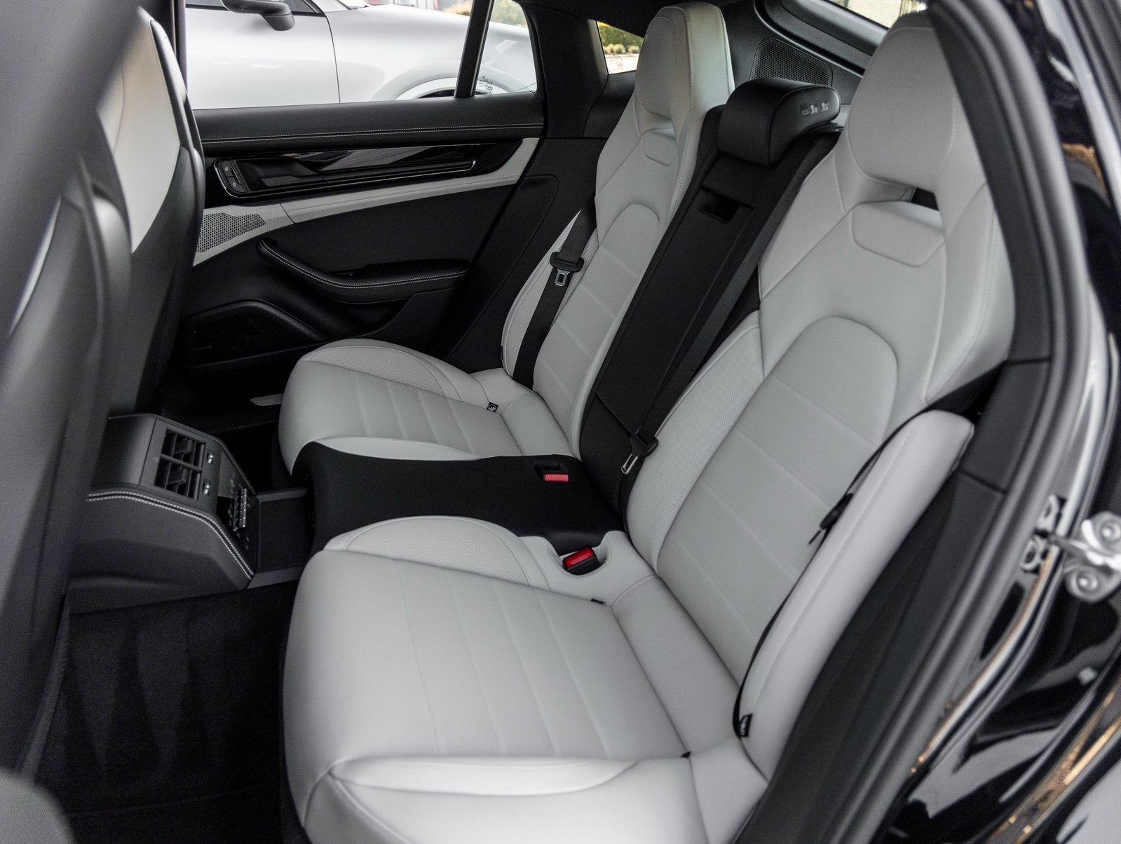 2026 Porsche Panamera Panamera 4