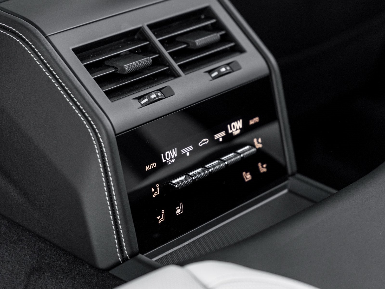 2026 Porsche Panamera Panamera 4