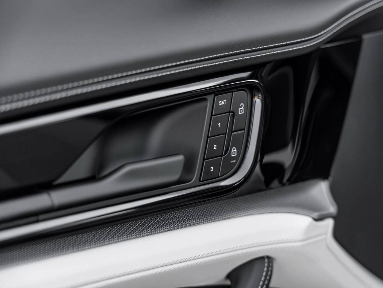 2026 Porsche Panamera Panamera 4