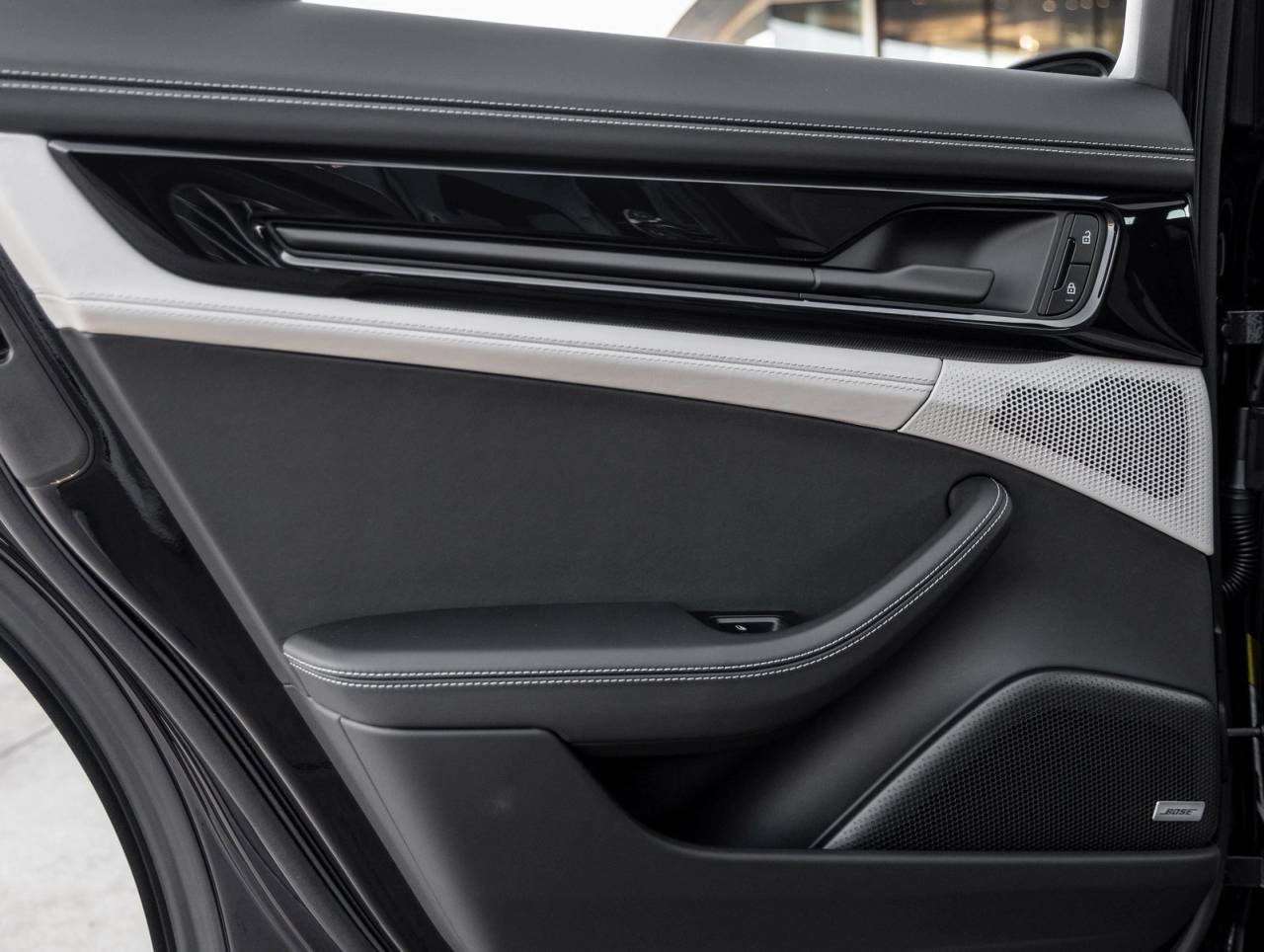 2026 Porsche Panamera Panamera 4