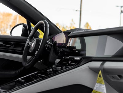 2026 Porsche Panamera Panamera 4