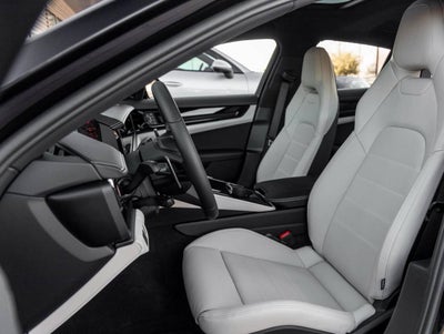 2026 Porsche Panamera Panamera 4