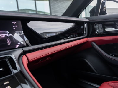 2026 Porsche Panamera Panamera