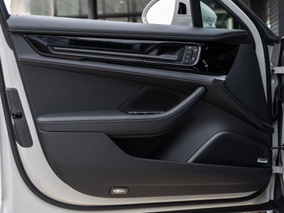 2026 Porsche Panamera Panamera 4