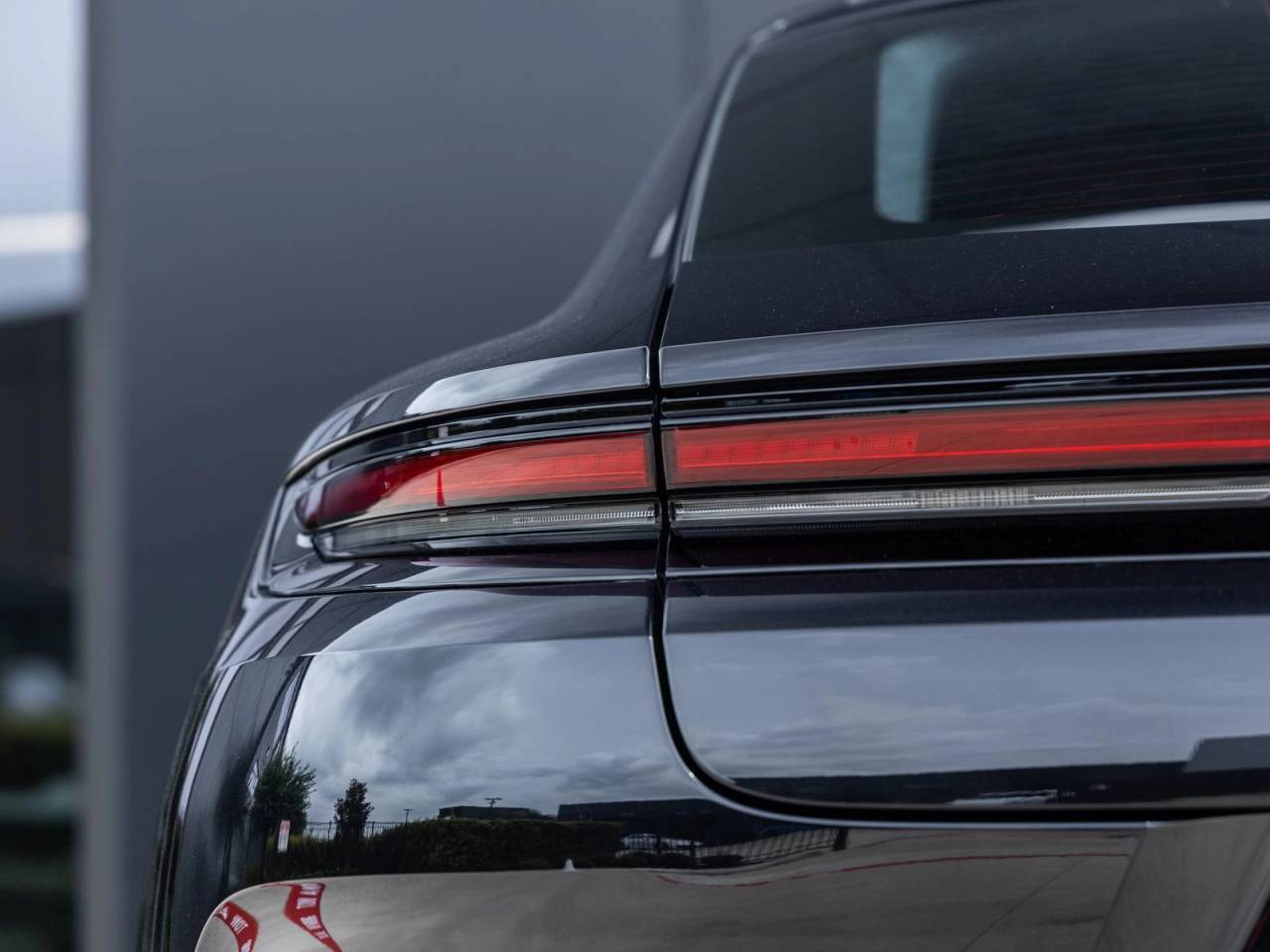 2026 Porsche Panamera RWD