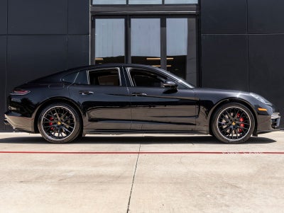 2023 Porsche Panamera 4S