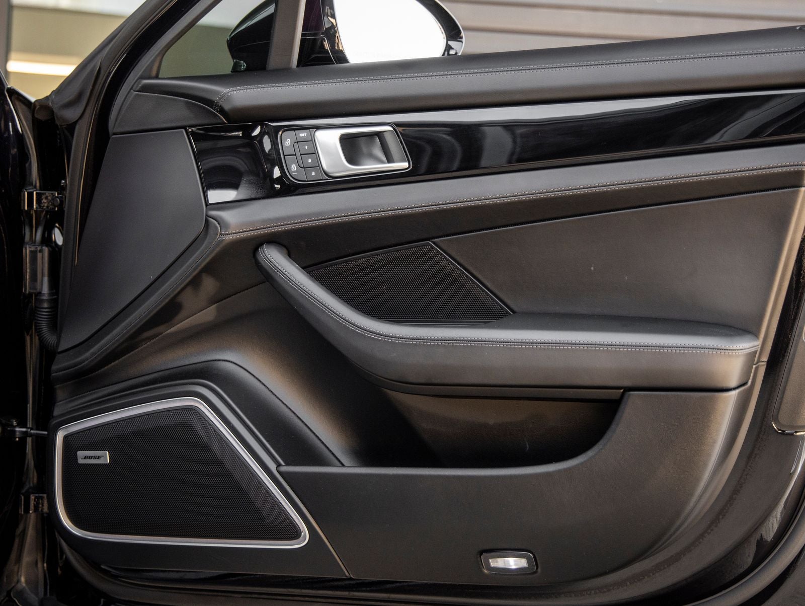 2023 Porsche Panamera 4S