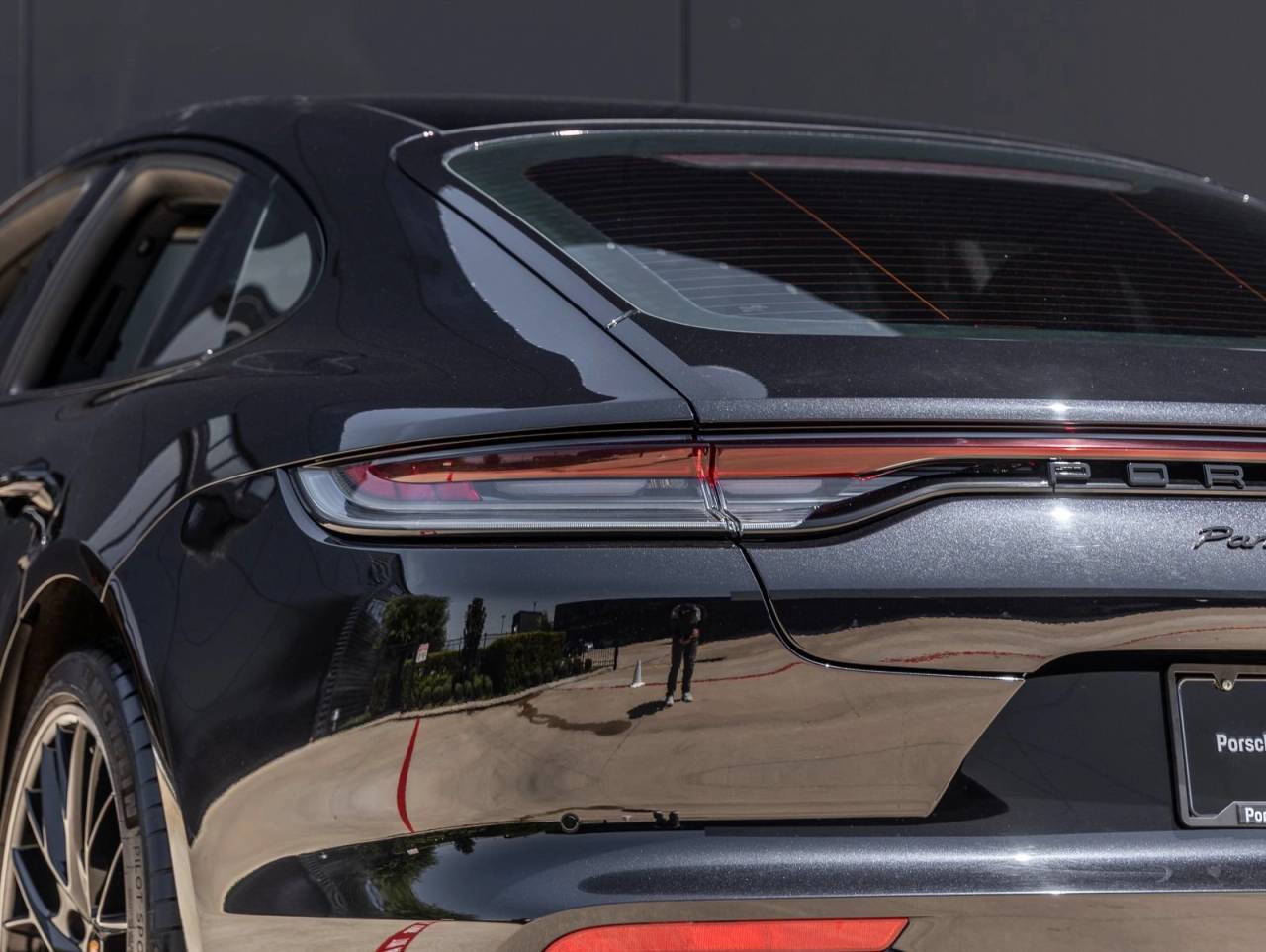 2023 Porsche Panamera Panamera 4S (MY23)