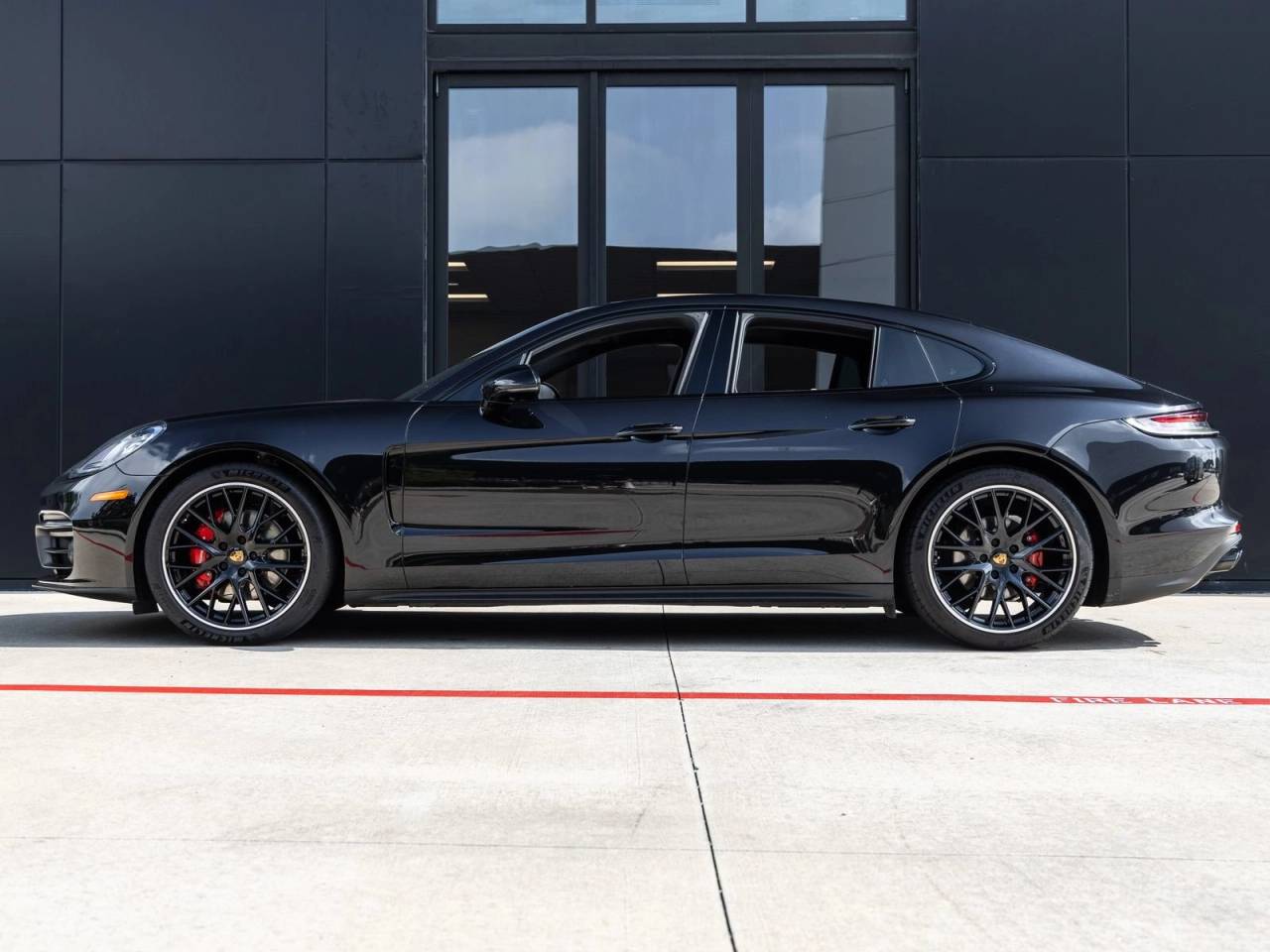 2023 Porsche Panamera 4S