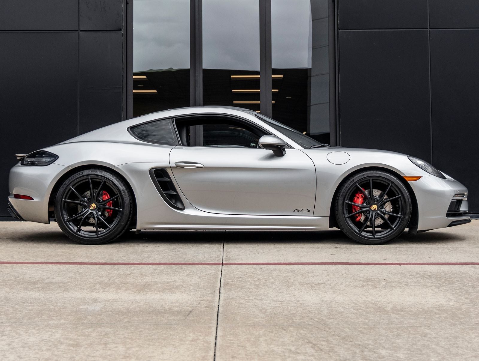 2018 Porsche 718 Cayman GTS
