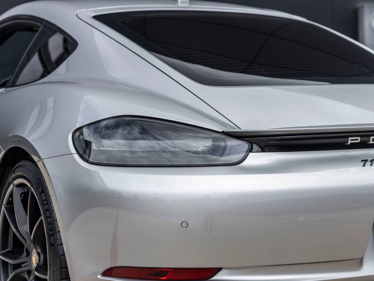 2018 Porsche 718 Cayman GTS