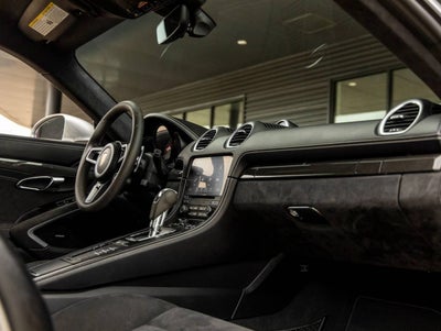 2018 Porsche 718 Cayman GTS