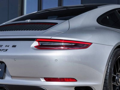 2019 Porsche 911 Carrera GTS